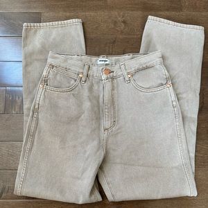 WOMEN'S WRANGLER® WILD WEST 603 HIGH RISE STRAIGHT JEAN IN SANDSTONE